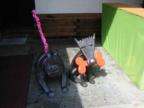 Basche Hundesfiguren Garten