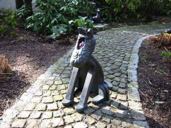 Hundeskulpturen aus Kupfer für Außen