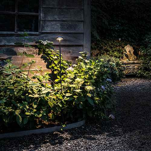 Indirekte Gartenbeleuchtung Mit Kupfer Spiessleuchten