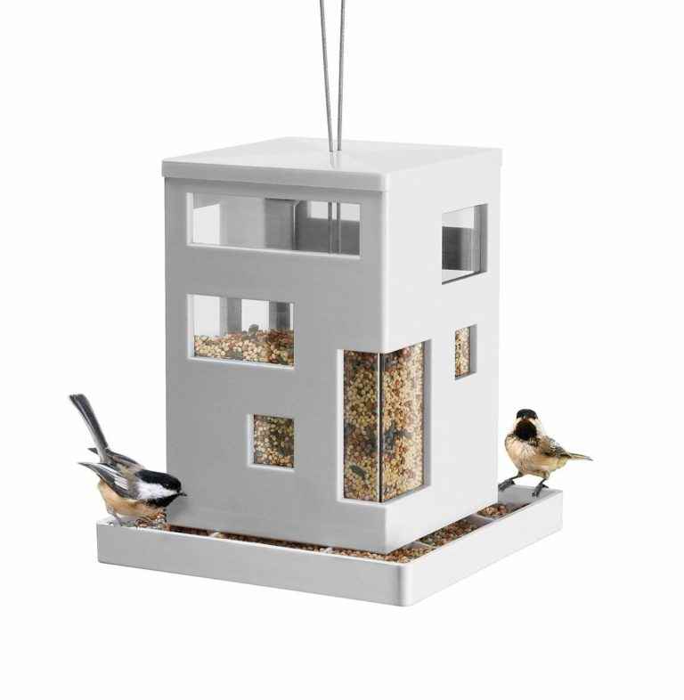 Hänge Vogel Futterhaus im modernen Stadthaus-Design - Haenge Vogel Futterhaus 768x786