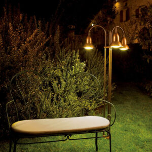 Romantische Gartenbeleuchtung
